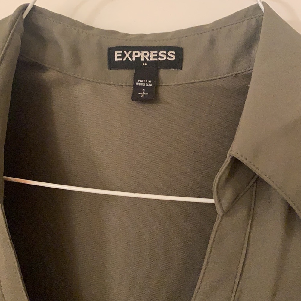 Express Dress - Picture 2 of 3